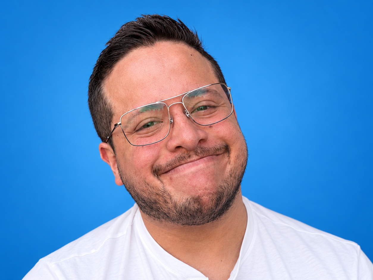 Portrait of Carlos Gonzalez, Campaign Manager at RVNU